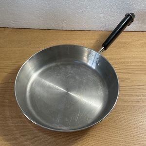 Revere Ware 9" Skillet Pan Stainless Steel Copper Bottom Long Handle Frying Pan